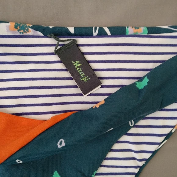 Maaji bikini top - Picture 6 of 8